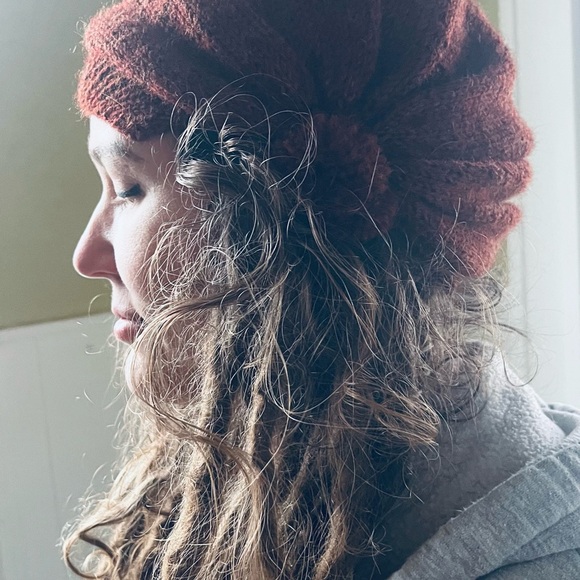 Meet your Posher, Amy - Picture 1 of 1